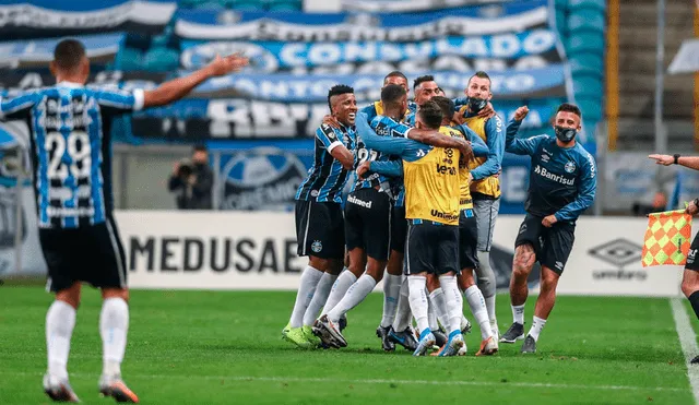 Gremio se coronó campeón del Campeonato Gaúcho tras vencer 2-0 a Internacional de Porto Alegre. (FOTO: Gremio).