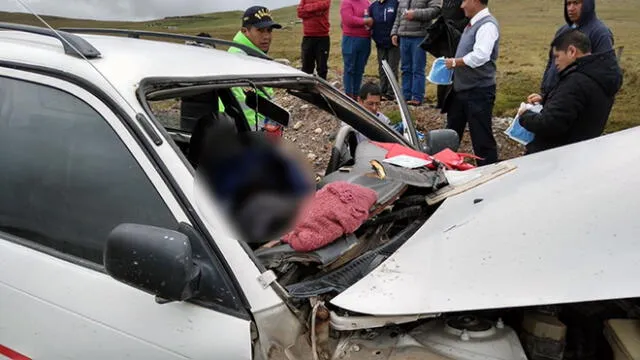 Conductor muere al impactar su vehículo con muro de contención [FOTOS]