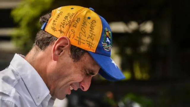 Venezuela: Capriles denuncia que fue emboscado y golpeado al término de una protesta
