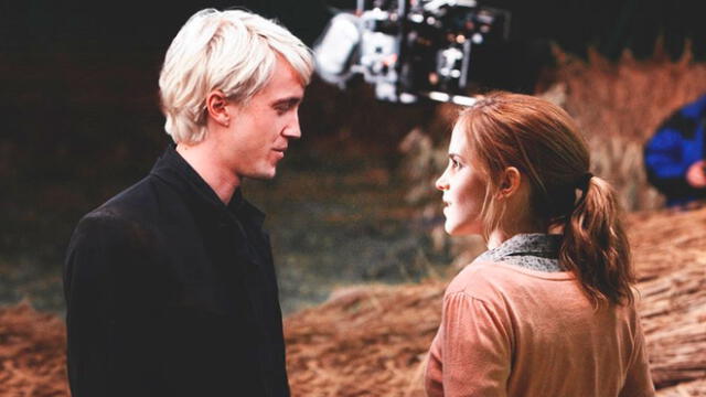 El actor compartió un video donde juega con Emma Watson durante rodaje del primer filme de la saga.