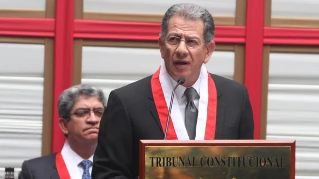 Óscar Urviola: La ratificación de mi voto sobre ley antitránsfuga es mi derecho 