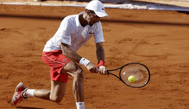 Novak Djokovic debía disputar la final del Adria Tour contra Andréi Rublev, pero la organización del torneo decidió suspender el partido. Foto: AFP.