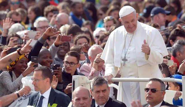 Papa Francisco ofrece mediación del Vaticano en crisis de Venezuela
