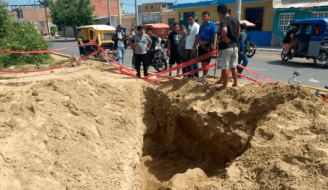 Piura: salvan de morir sepultados en excavación en Sullana