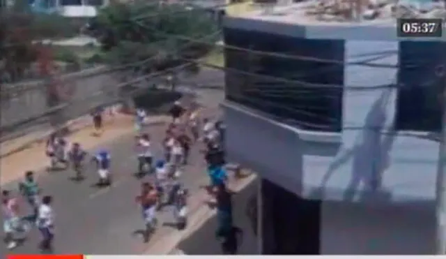 Barristas se enfrentaron a balazos y generaron pánico en Surco | VIDEO