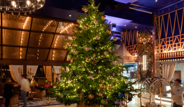 Presentan árbol de Navidad valorizado en casi 12 millones de euros en España. Foto: Difusión