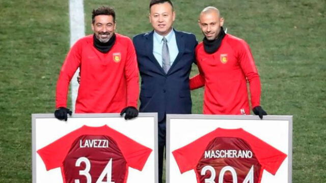Ezequiel Lavezzi anunció su retiro del fútbol a los 34 años