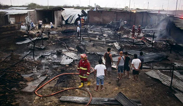 35 casas quedan reducidas a cenizas tras incendio