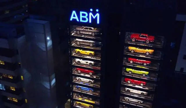 YouTube: Conoce a la máquina expendedora de autos más grande del mundo creada en Singapur