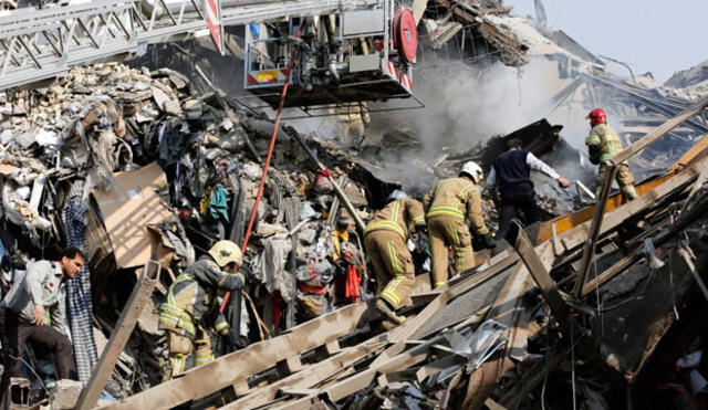 Teherán: derrumbe de edificio deja 30 bomberos muertos y 70 heridos 