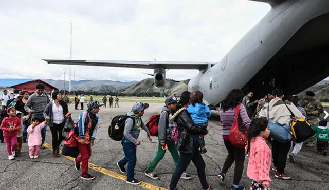 Huaicos en el Perú: Fuerza Aérea habilita vuelos gratuitos para damnificados en el norte