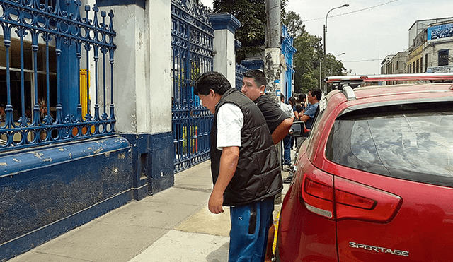 Dolido. Óscar Venegas dijo no conocer al conviviente de su hija, pero pidió capturarlo.