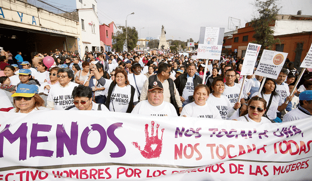 ‘Ni una menos’: mujeres marchan hoy contra la violencia de género