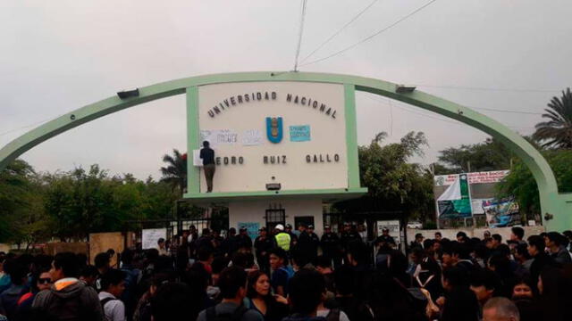 Lambayeque: estudiantes toman la UNPRG y exigen vacancia del rector