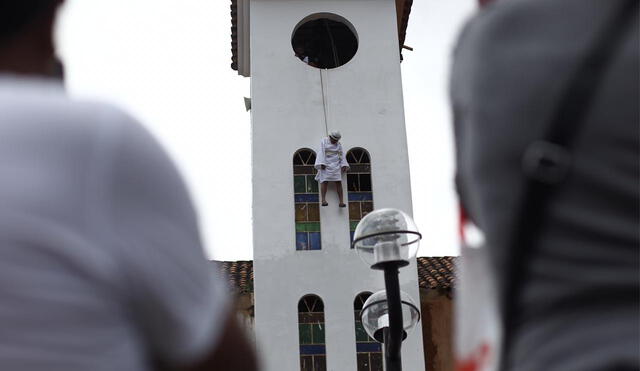 Semana Santa: actor es crucificado de verdad en Huánuco [FOTOS]