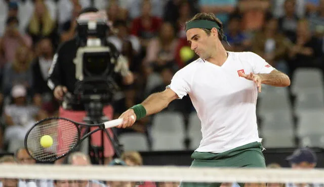 Roger Federer anunció que estará fuera del circuito de tenis hasta 2021. Foto: AFP