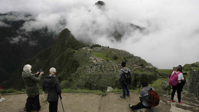 EL PEOR AÑO. Turistas abandonaron el Cusco despavoridos tras el brote de la pandemia. Que el flujo turístico se reactive tomará muchos meses en esta zona.