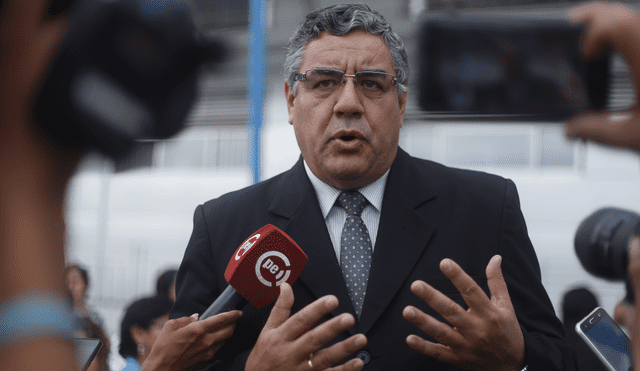 EsSalud: Médicos piden aumento de sueldo del 25% y les ofrecen 12.9%