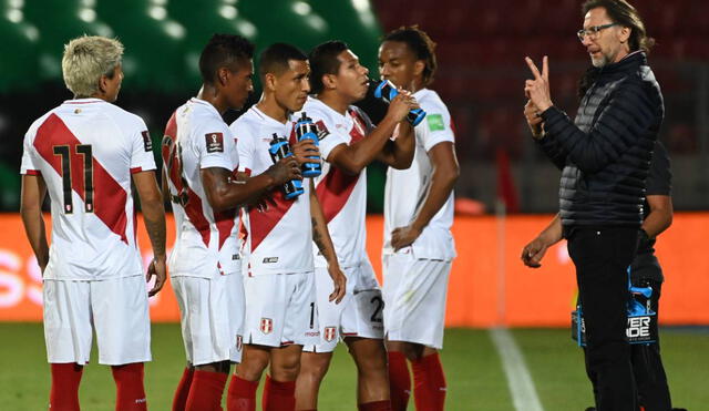 La última vez que Perú jugó de visita ante Ecuador por eliminatorias terminó en triunfo para la Bicolor. Foto: EFE