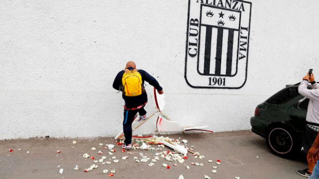 Descargo de Universitario de Deportes tras destrucción de arreglo floral enviado a Alianza Lima  