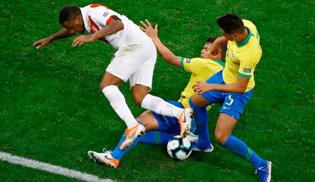 Selección peruana: preciso momento de la lesión de Jefferson Farfán. Foto: EFE