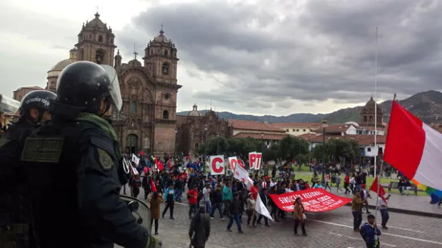 Cusco: Cuatro detenidos y más de dos heridos en marcha contra indulto a Alberto Fujimori [VIDEO]