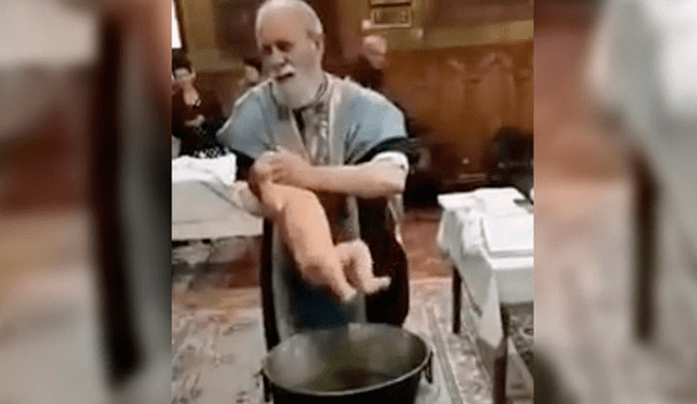 YouTube: polémica por sacerdote que trata violentamente a bebé durante bautizo [VIDEO]