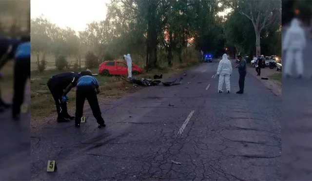 El joven atropelló a dos personas que se trasladaban en una moto en Argentina.