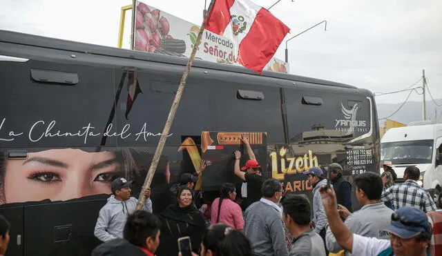 DELEGACIONES DE PUNO RUMBO A LIMA POR MARCHA DE LOS 4 SUYOS EN CONTRA DE DINA BOLUARTE 



