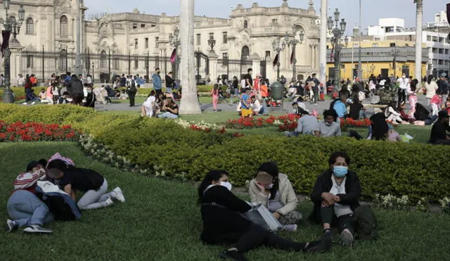 Ciudadanos realizaron varias actividades en el centro de la ciudad, pero algunos olvidaron protegerse. Foto: John Reyes / La República