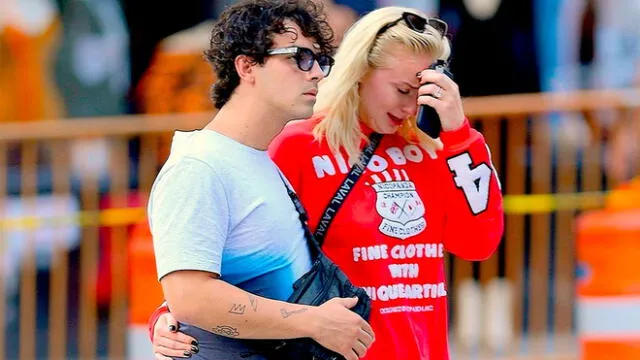 Sophie Turner y Joe Jonas desconsolados por terrible tragedia [FOTOS]