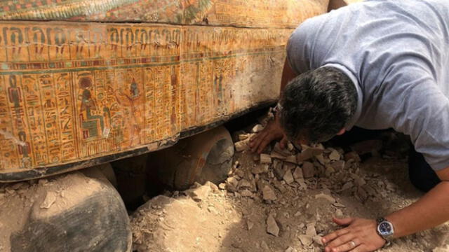 Arqueólogos hallan nuevos sarcófagos con momias egipcias en templo de Luxor [FOTOS]
