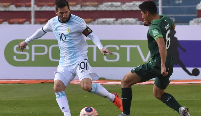 Bolivia juega como local ante Argentina en el estadio Hernando Siles. Foto: AFP