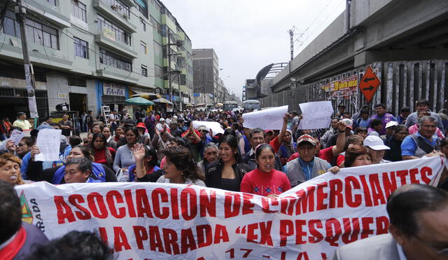 Ambulantes de La Parada denuncian: “Los cobros indebidos continúan”