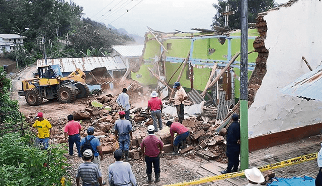 Iglesia en Ayabaca se derrumbó producto de las intensas lluvias