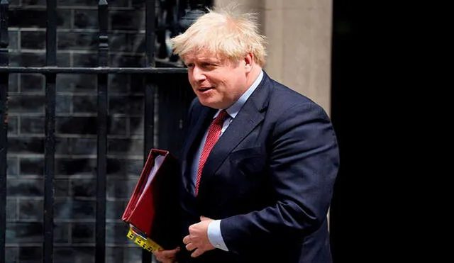 Boris Johnson dijo que el país ahora es capaz de "ver lo que está ocurriendo más cerca del tiempo real, de aislar brotes y afrontarlos en el sitio". Foto: EFE