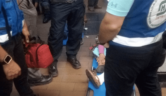 Accidente en escaleras del Metro Mixcoac deja al menos ocho heridos [FOTOS]