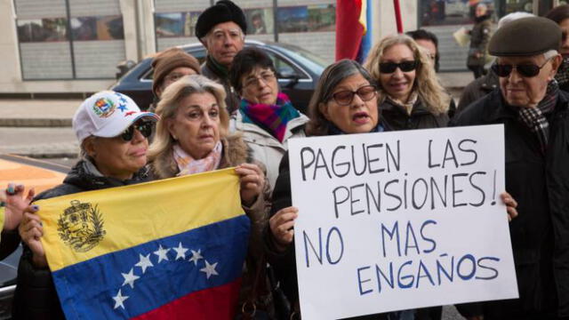 España concederá residencia temporal a venezolanos por razones humanitarias