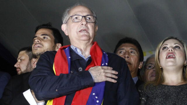 Venezuela: Ledezma recuerda que a Bolívar no le pidieron pasaporte
