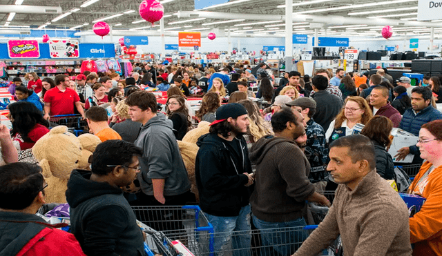 Una fotografía de Walmart durante el "Viernes Negro" de 2019. (Foto: Merca 2.0)