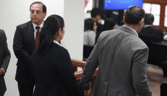 Fiscal Pérez dispone pericia contable al patrimonio de Keiko Fujimori y Mark Vito