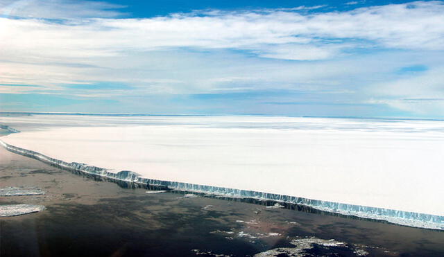 El iceberg A68 se desprendió de la Antártida y ahora se dirige a océano abierto. Foto: Difusión.