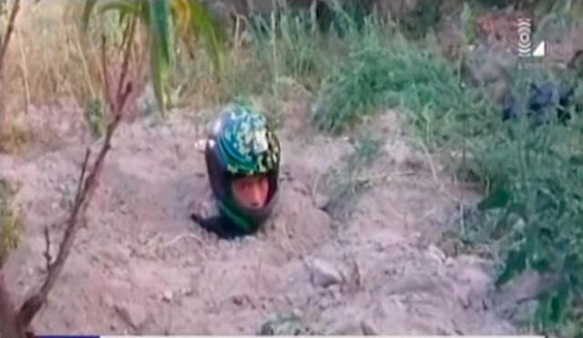 Ayacucho: padre entierra hasta el cuello a sus hijos para evitar desalojo [VIDEO]