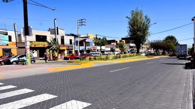 Municipio de Arequipa inaugura adoquinado de avenidas con 100 días de retraso