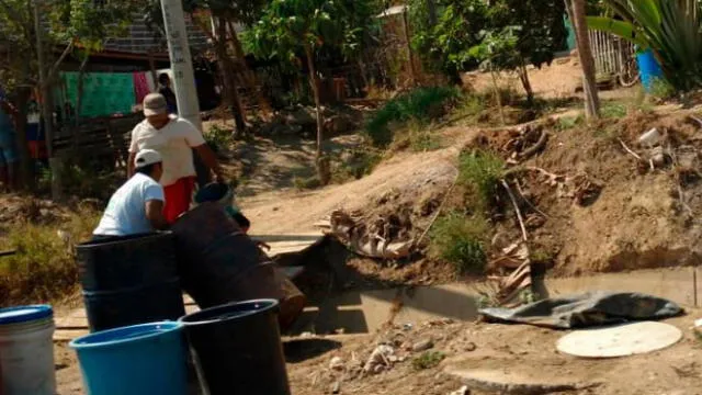 Pobladores sin agua potable en Tumbes