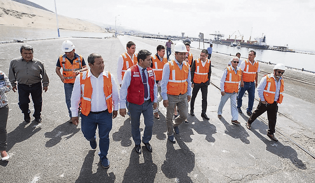 Chinos invertirían 2 mil millones de dólares en terminal portuario en Chimbote