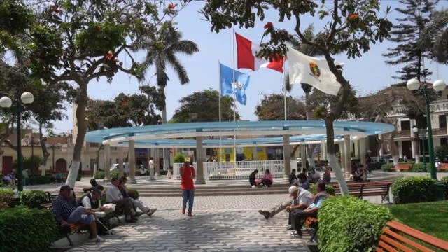 Plaza de Armas de Huacho