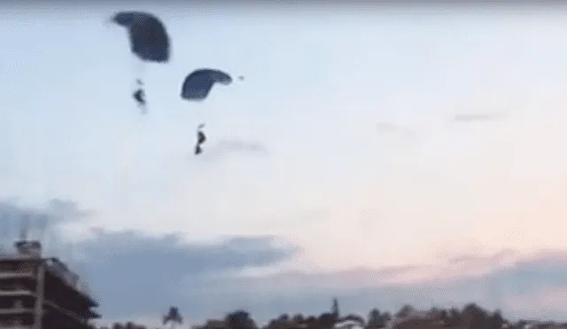 Tragedia en YouTube: paracaidista choca contra otro en pleno descenso [VIDEO]