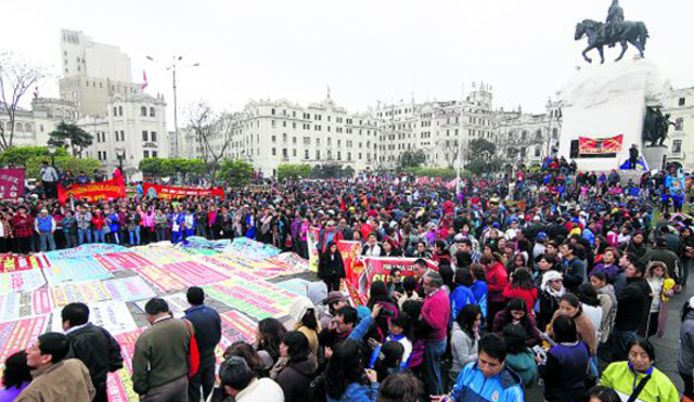 Incremento docente sería implementado a partir de noviembre