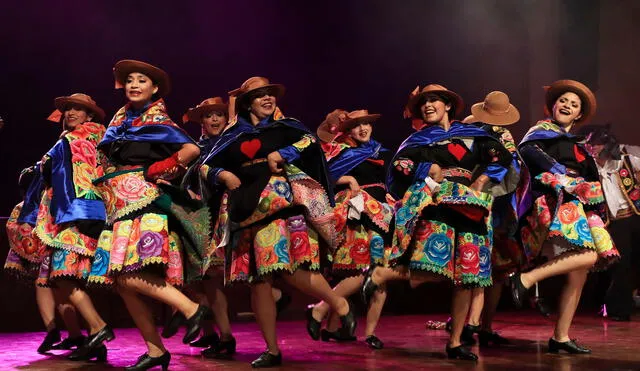 Escuela José M. Arguedas celebra el Día Mundial del Folklore en Lima